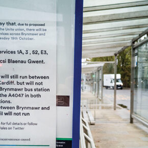 Franchises ‘will ensure bus staff are well paid’ Franchises ‘will ensure bus staff are well paid’